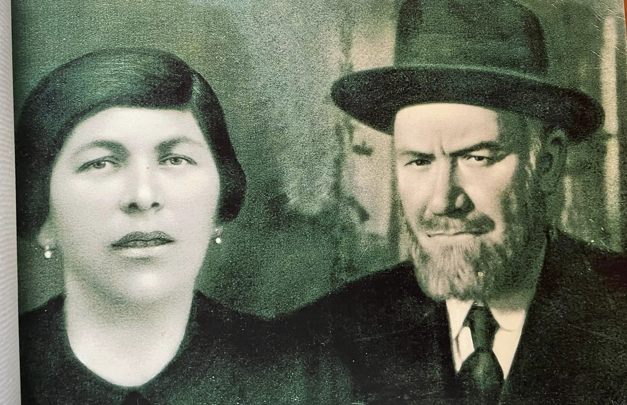 Esther och Yaakov Yitzckok Esther och Yaakov Yitzckok